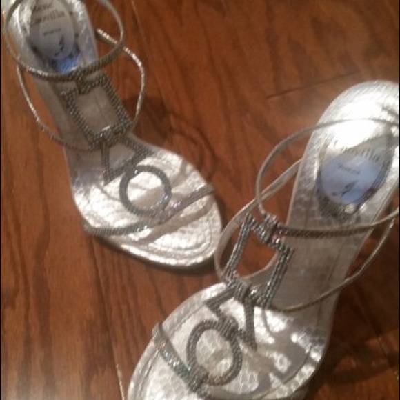 Rene caovilla silver Swarovski crystal embellished leather sanadal size 7 - Picture 3 of 6